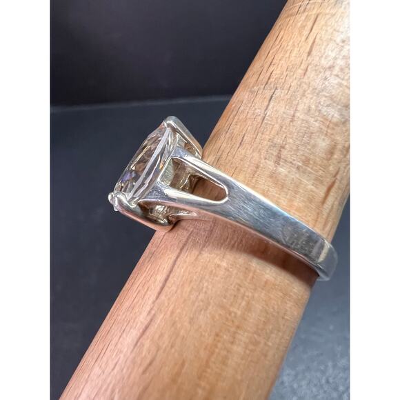 Vintage CZ Pear Solitaire in Sterling Silver, Open Gallery Split Shank, Size 9 - Picture 11 of 16